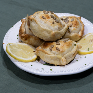 Empanadas de jamón y queso (masa clásica)