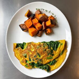 Tortilla de acelga con calabaza y boniato al horno