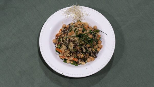 Cuscús de atún y vegetales